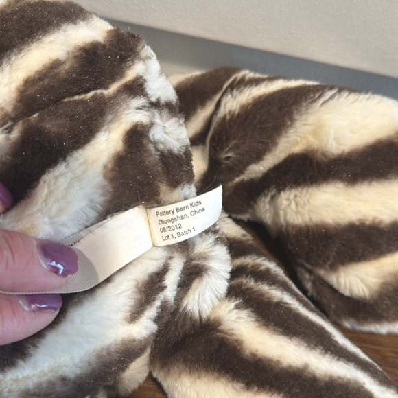 Soft Luxury Teddy Bear Plush PBK Pottery Barn Kids Brown Zebra Stripe Toy 8/2012 - Picture 9 of 12